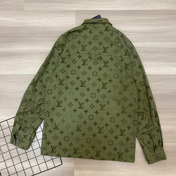絶対欲しい！ルイヴィトン n級品 モノグラムコットンオーバーシャツ vuj00900